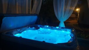 Jakuzzi este Kaba